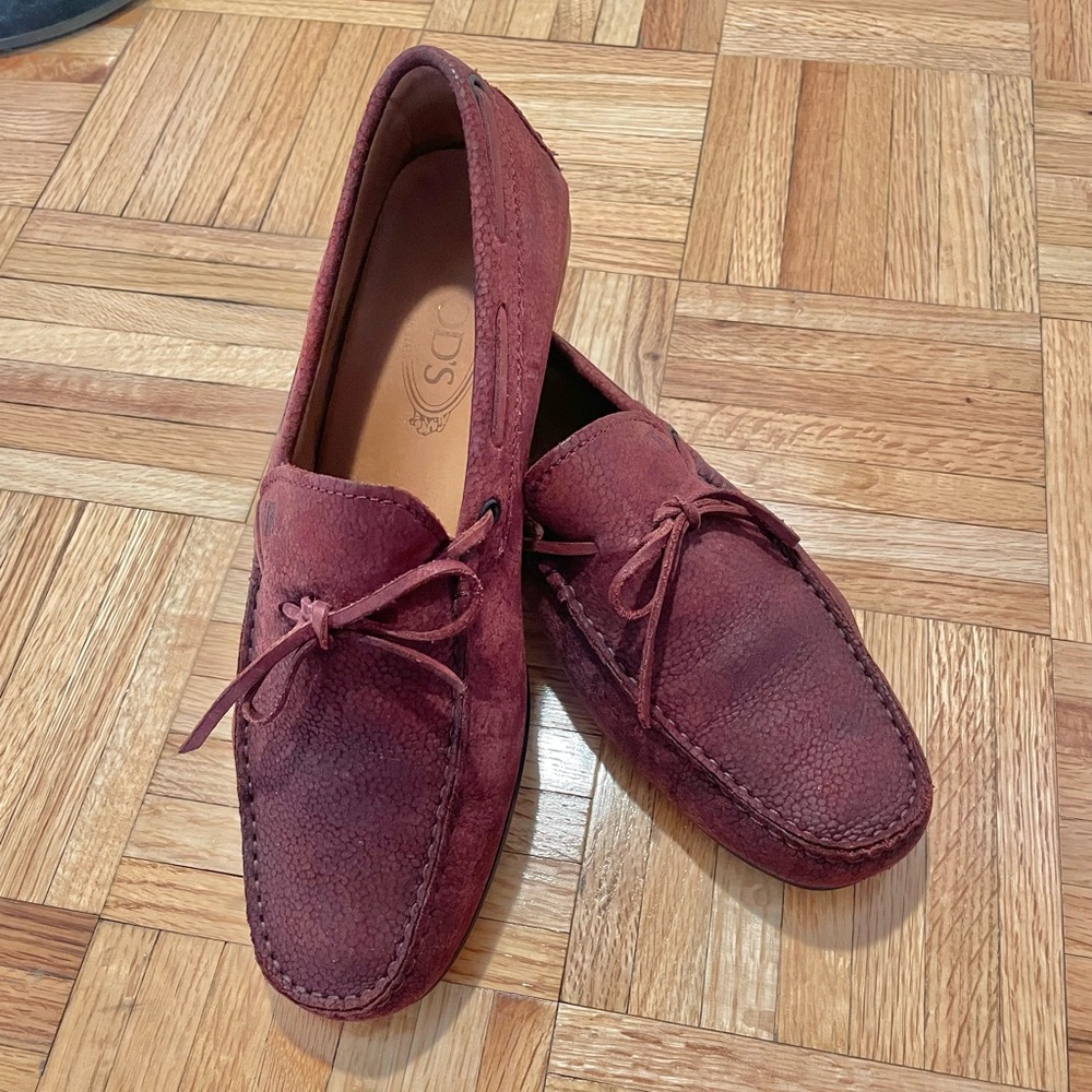 Tod’s Burgundy Drivers